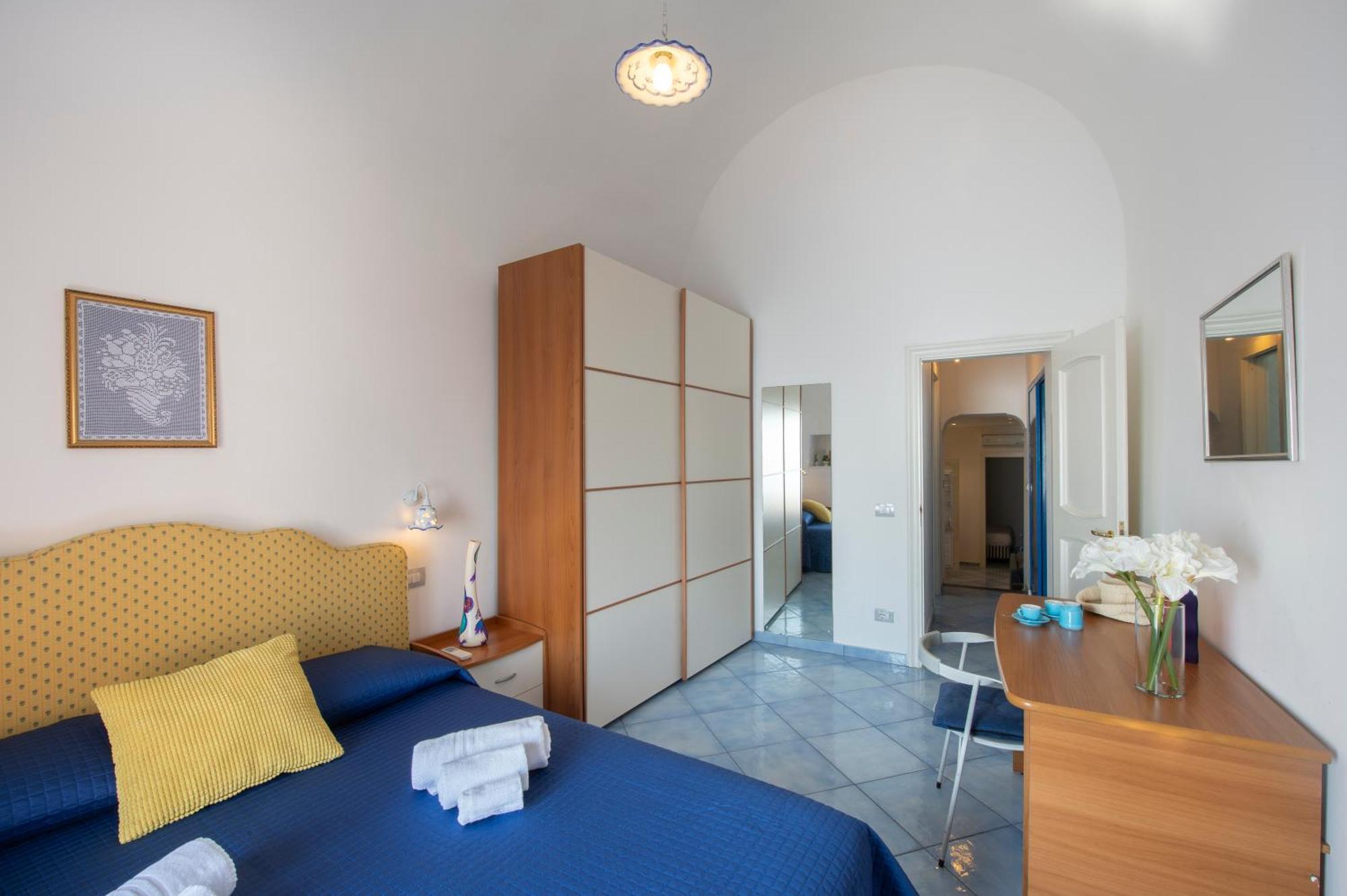 La Casa Accanto Amalfi Esterno foto